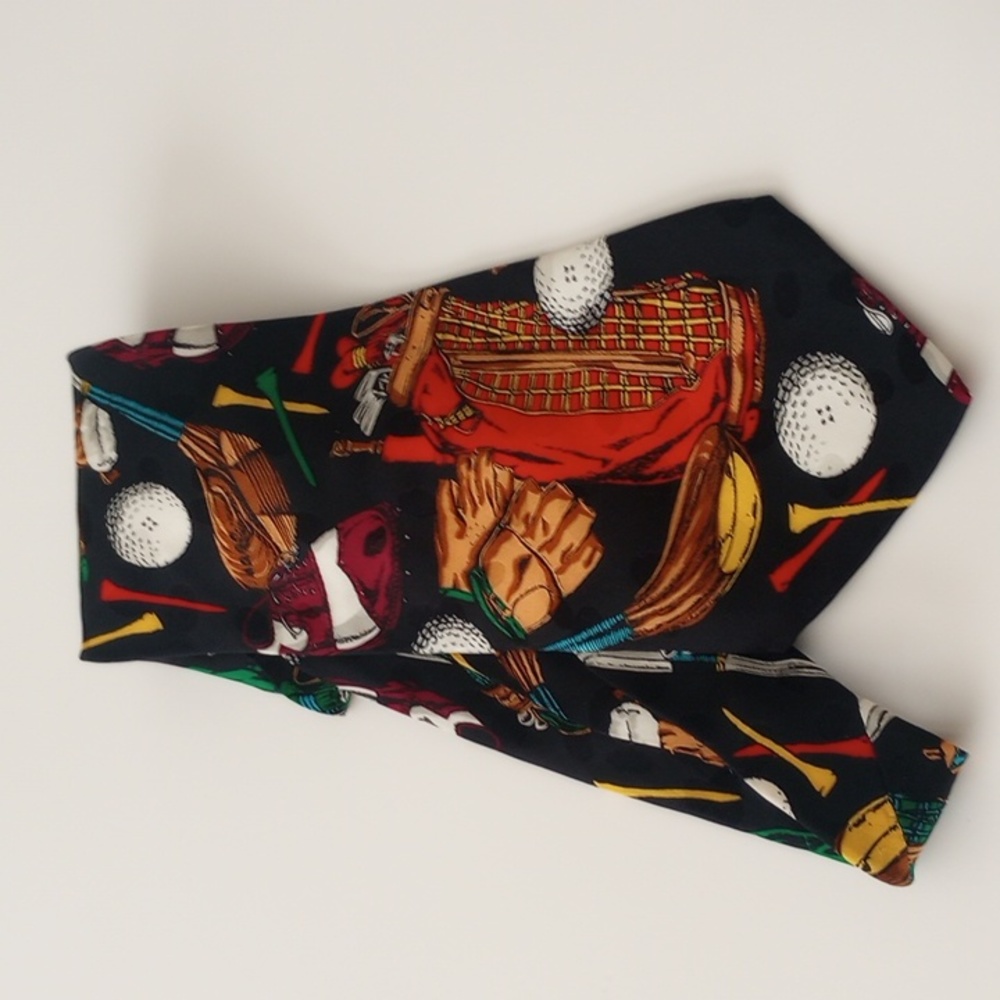 Vintage "addiction" Tie.